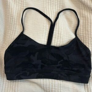 Lululemon - Flow Y Bra